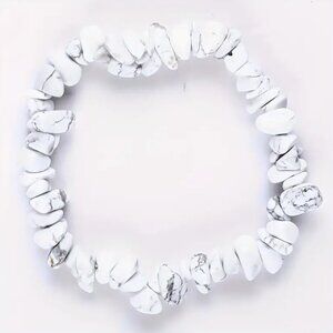🌺 🌺 🌺 Natural White Stone Chip Stretch Bracelet 6.3 inches